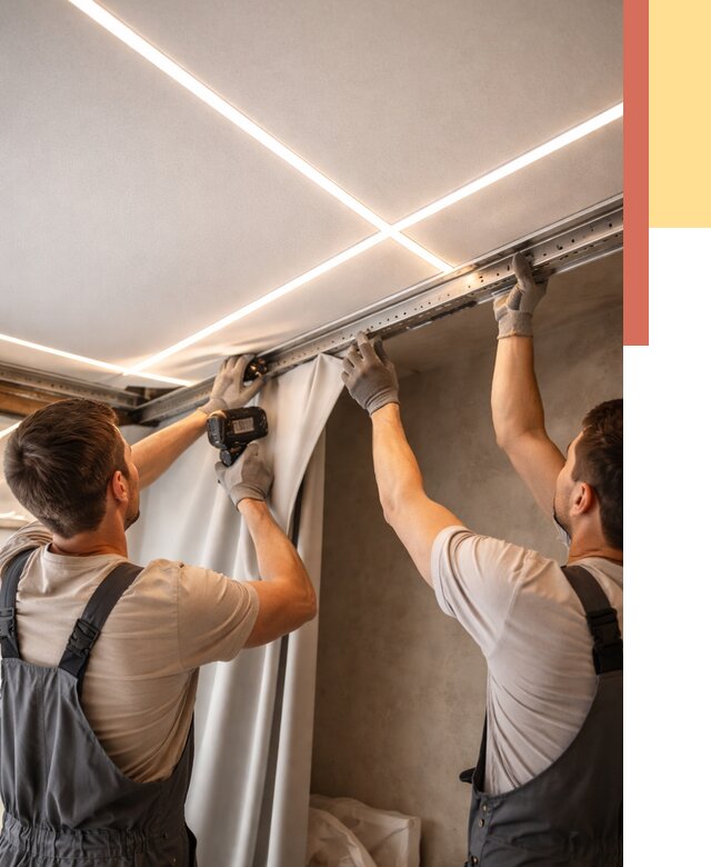 Монтаж натяжного потолка со световыми линиями в Южно-Сахалинске от 1240 руб. | ОТДЕЛОЧНИК-Южн