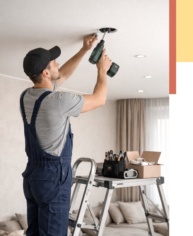 Установка и монтаж точечных светильников в натяжной потолок в Южно-Сахалинске от 1860 руб. | ОТДЕЛОЧНИК-Южн